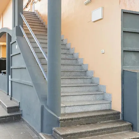 Duplex La Marea * بويرتيتو دو غويمار
