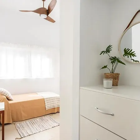 Duplex La Marea * بويرتيتو دو غويمار